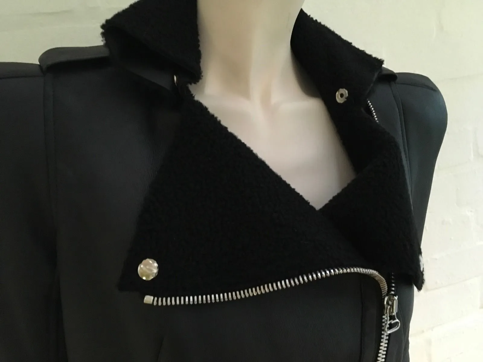 Balmain Shearling Lined Biker Jacket Size 40 S Small Most Wanted $10,450 Ladies