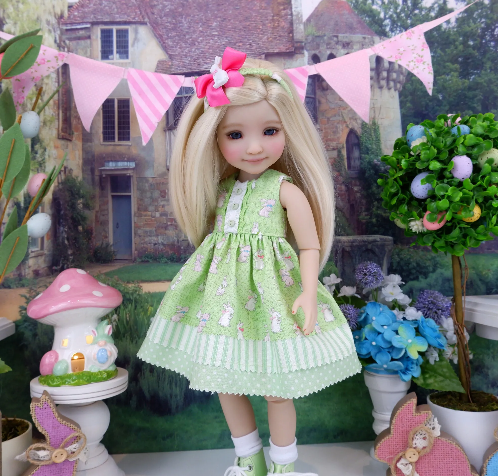 Bunny Darling - dress with boots for Ruby Red Fashion Friends doll