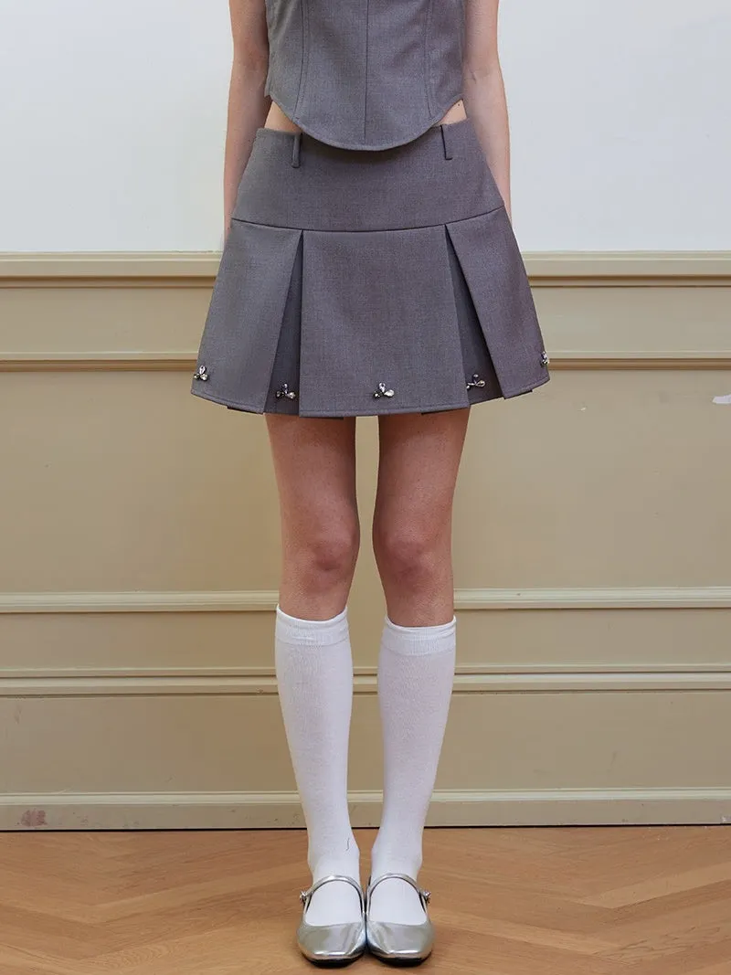 Short Wide Pleated Skirt